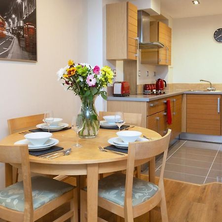 Royal Crossharbour Apartment Londra Dış mekan fotoğraf
