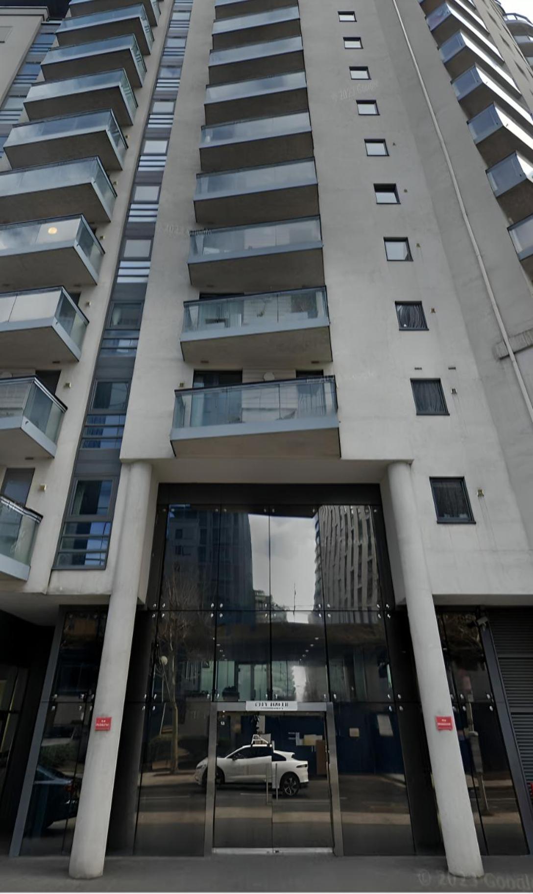 Royal Crossharbour Apartment Londra Dış mekan fotoğraf