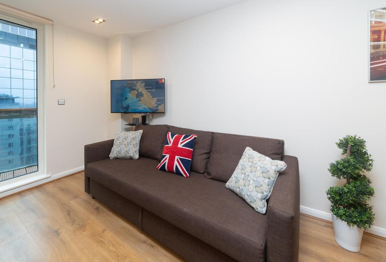 Royal Crossharbour Apartment Londra Dış mekan fotoğraf