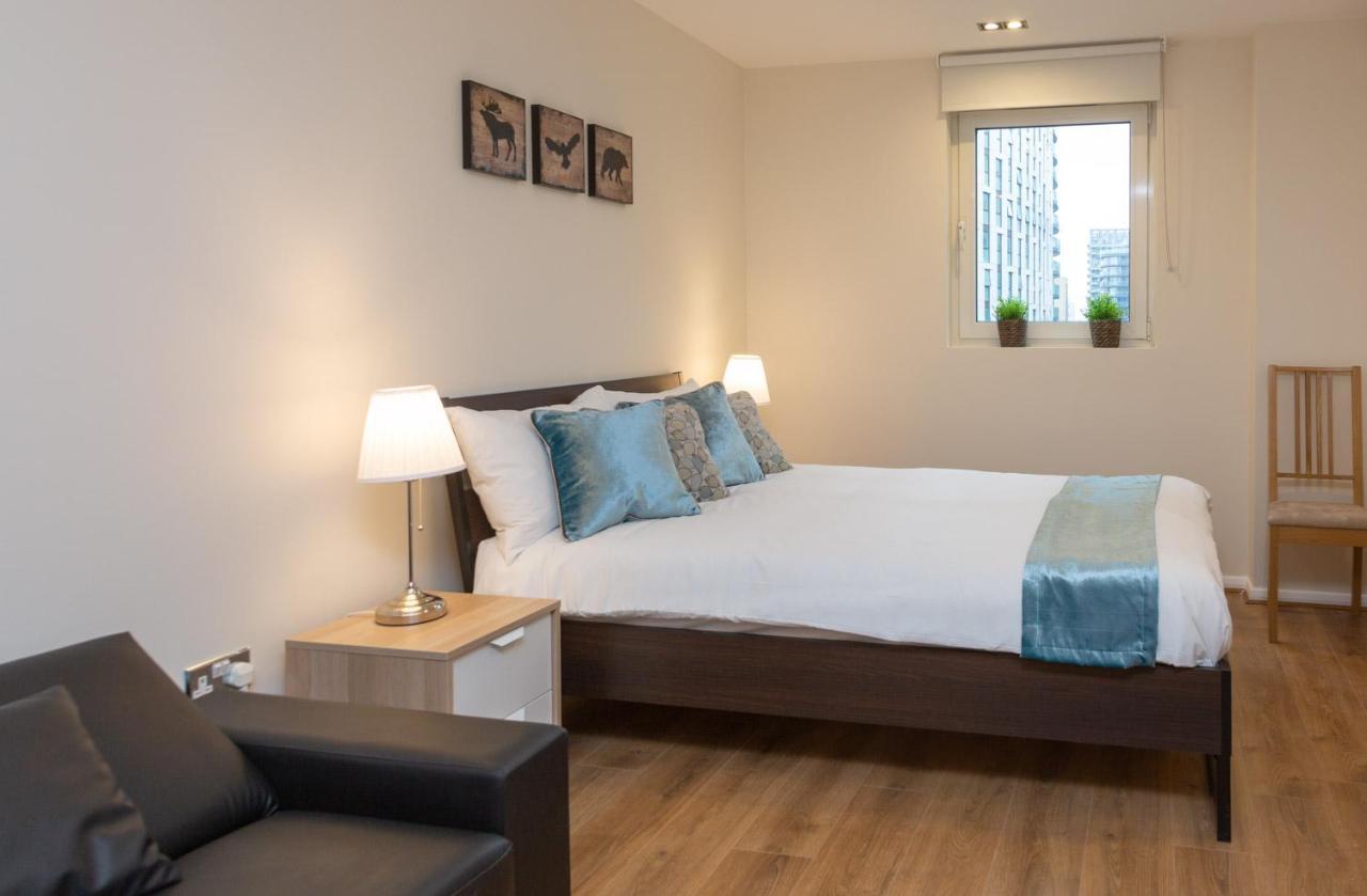 Royal Crossharbour Apartment Londra Dış mekan fotoğraf